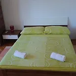 And Antonio アパート ザダル