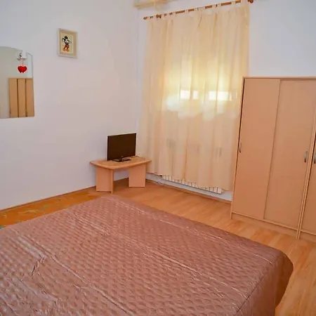 Apartman And Antonio