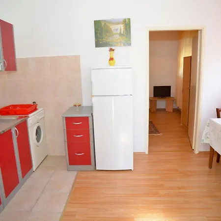 Apartament And Antonio