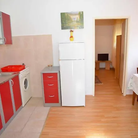 Apartament And Antonio *