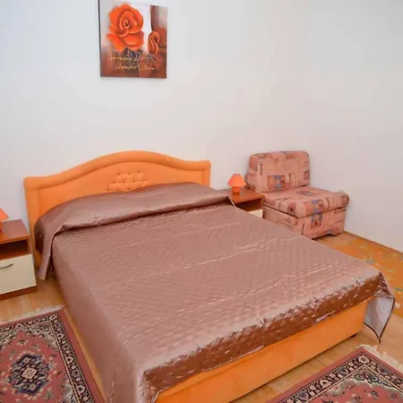 Appartement And Antonio
