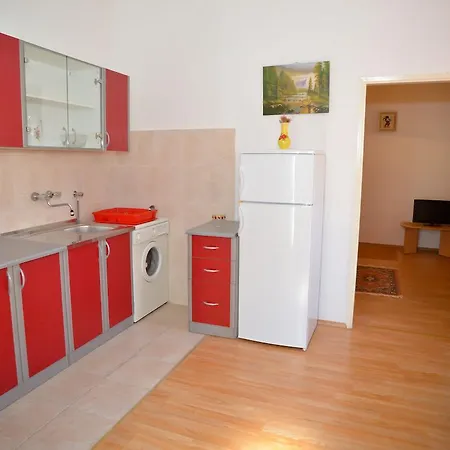 Apartament And Antonio