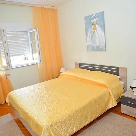 Appartement And Antonio *