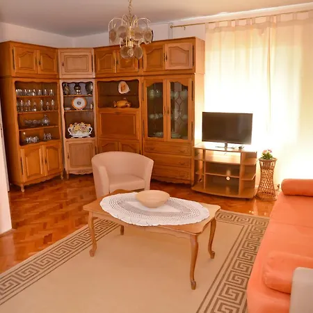 Appartement And Antonio